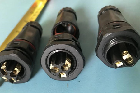 电缆连接器电气参数的选型方法